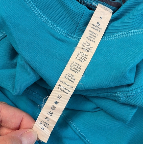 Lululemon Base Runner Hoodie, Half Micro Macro Surge, W3C79S - Size 4 - Picture 12 of 12